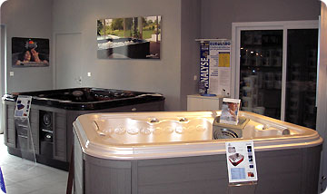 SPA   JACCUZI  BAINS A REMOUS